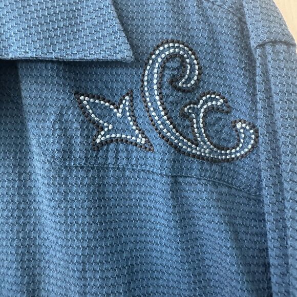 Wrangler Western Shirt Mens Large Blue Embroidered Pearl Snap - Picture 2 of 6